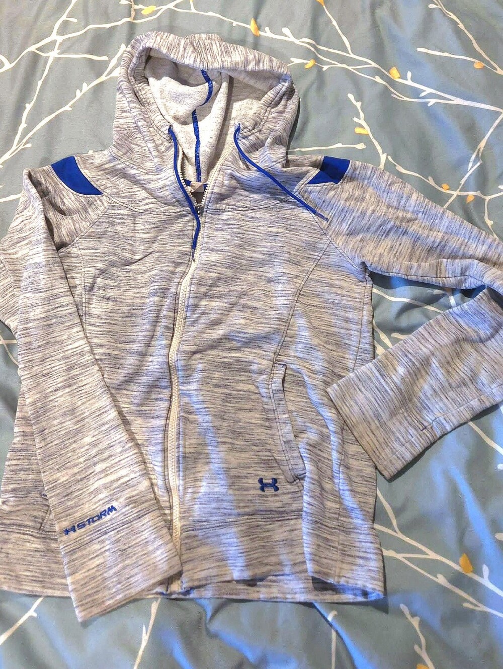 Under Armour Gray Heather Full-Zip Hoodie with Blue Accents